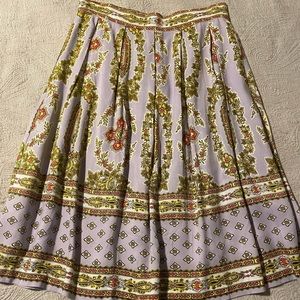 Anthropologie pleated mid length paisley print skirt. Worn once. Size 10.
